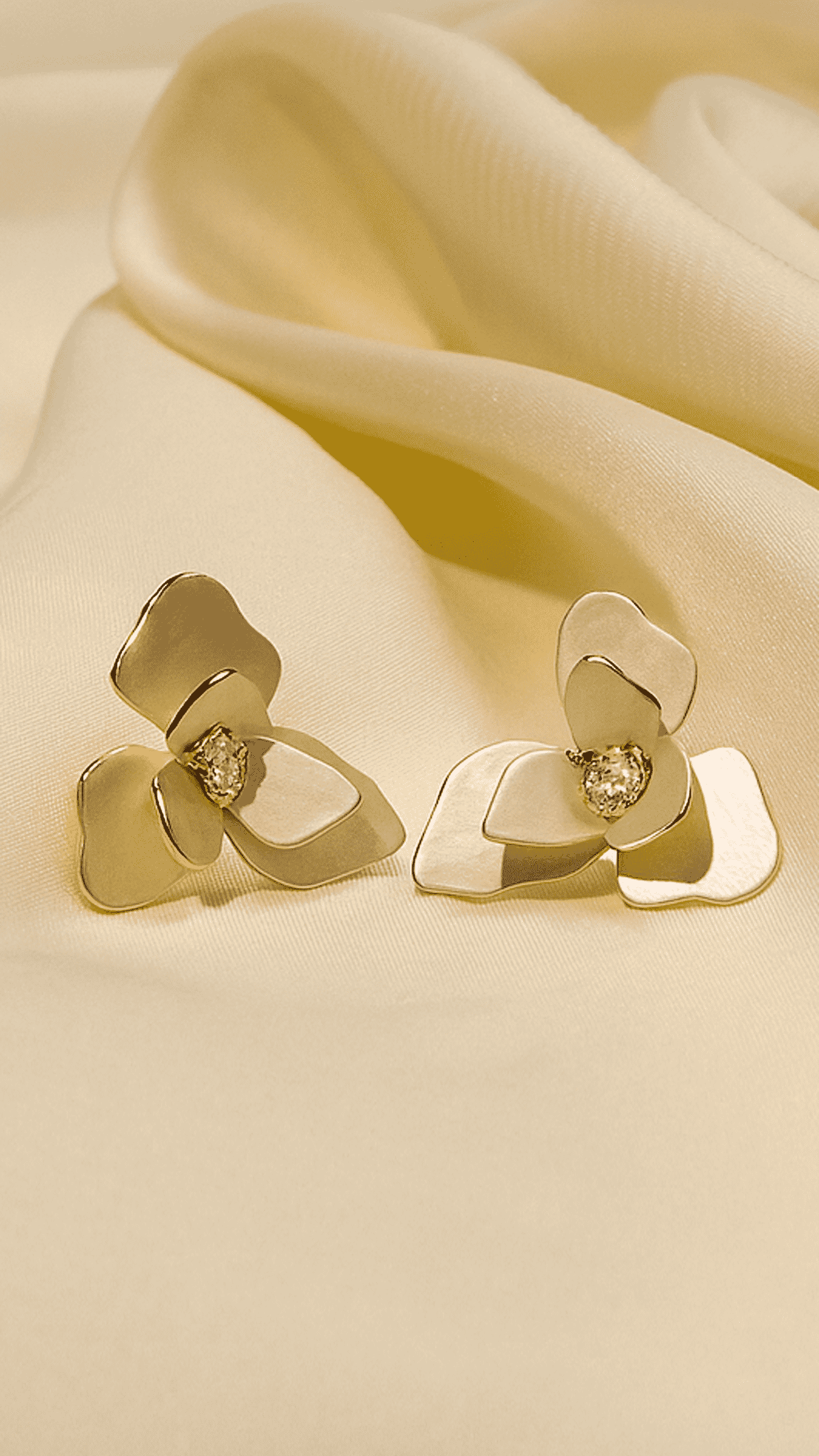 Ivory Flora Earrings
