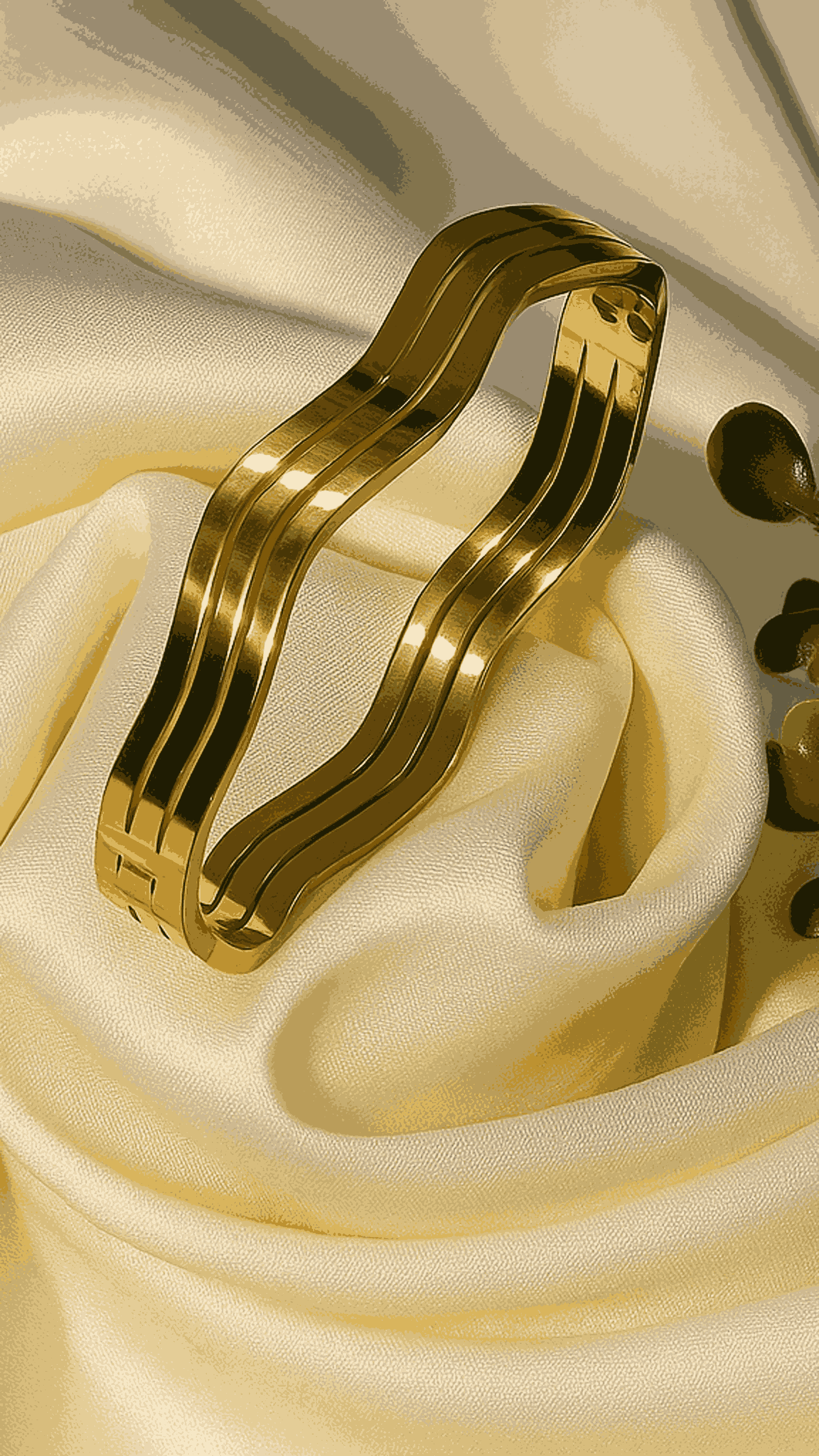 Tidal Embrace Bracelet